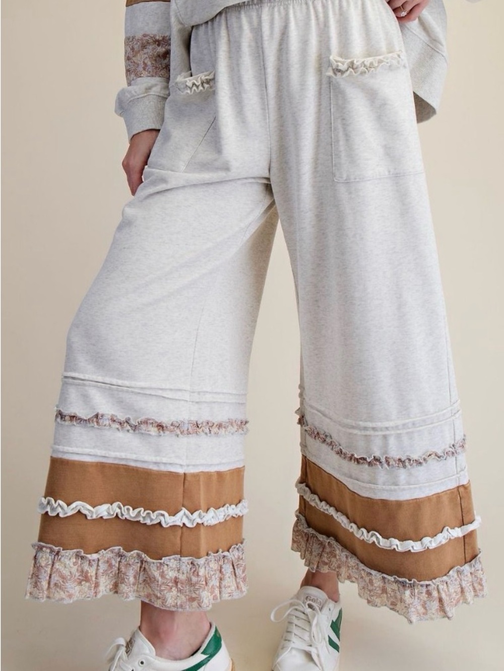 Easel Cream Wide-Leg Pants with Tan Contrast Ruffle Hem